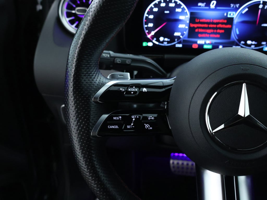 Mercedes-Benz Gla-klasse 250 e amg line | cruise control | sfeerverlichting