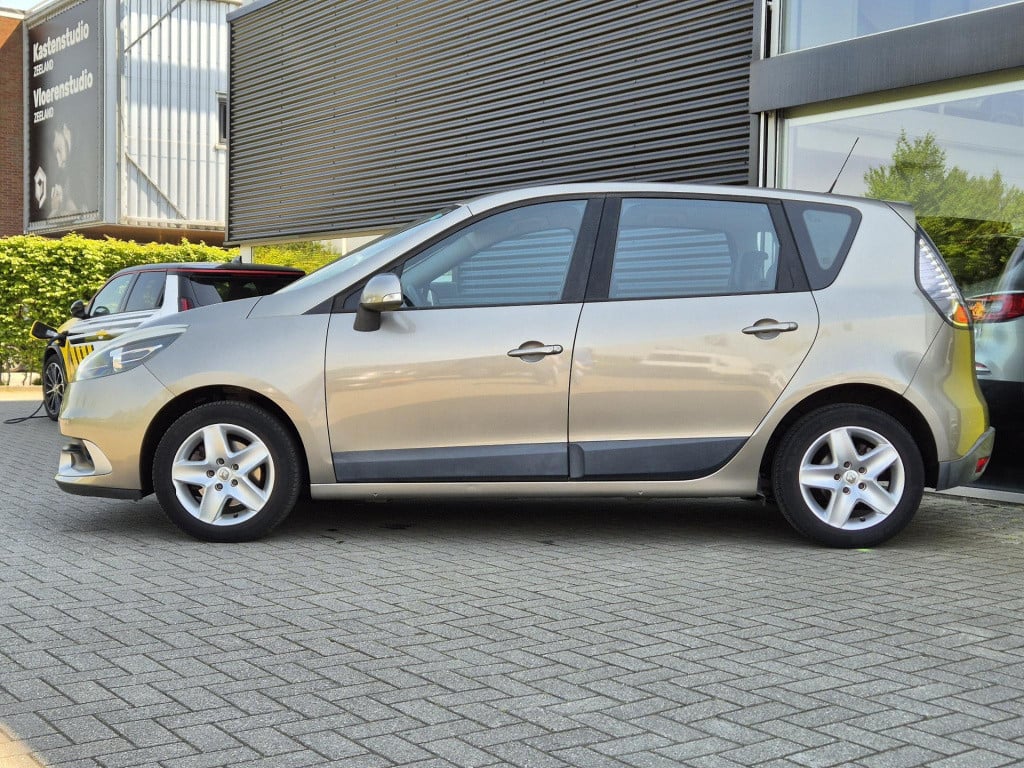 Renault Scenic 1.6 16v 110 expression climate control, bluetooth, navigatie