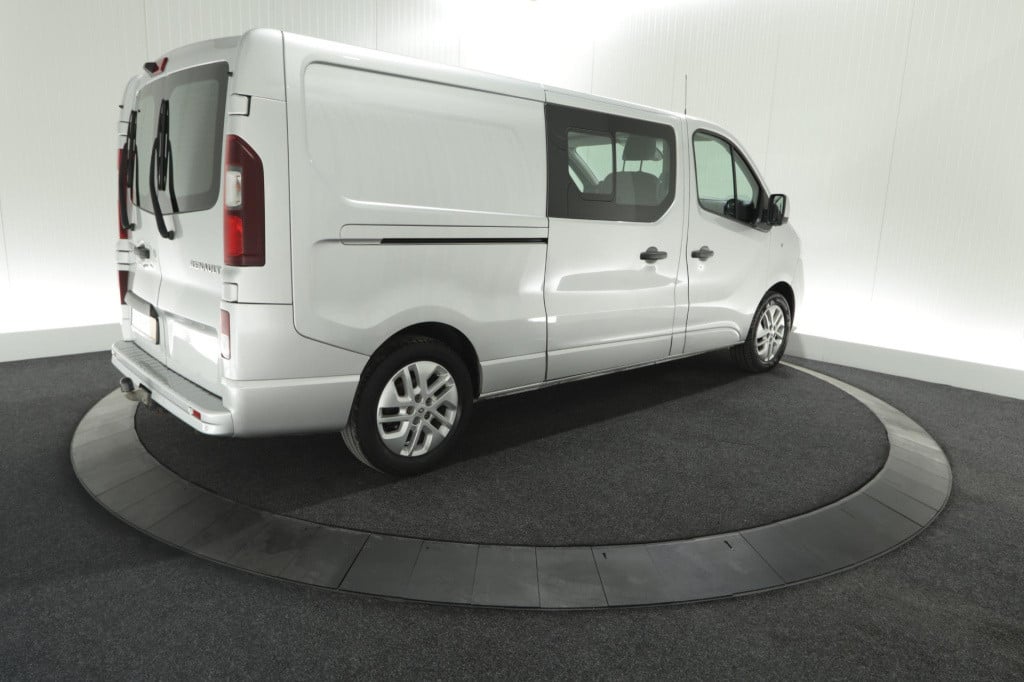 Renault Trafic 2.0 dci 170 t29 l2h1 dc comfort | navi | trekhaak | camera |