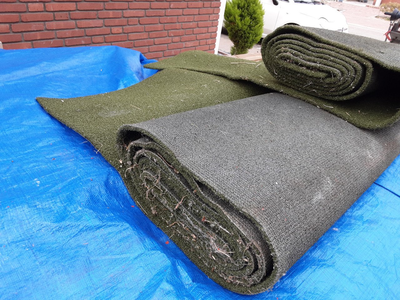 2 rollen kunstgras 1.80 bij tussen en 4 meter 2x