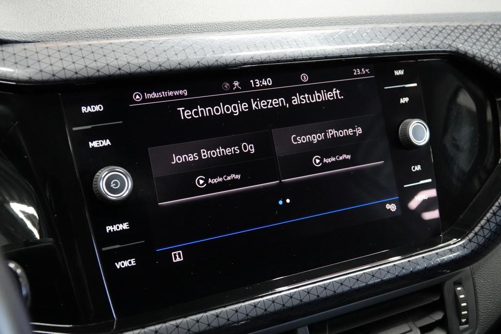 Volkswagen T-cross 1.0 tsi | carplay | acc | stoelverw. | pdc |
