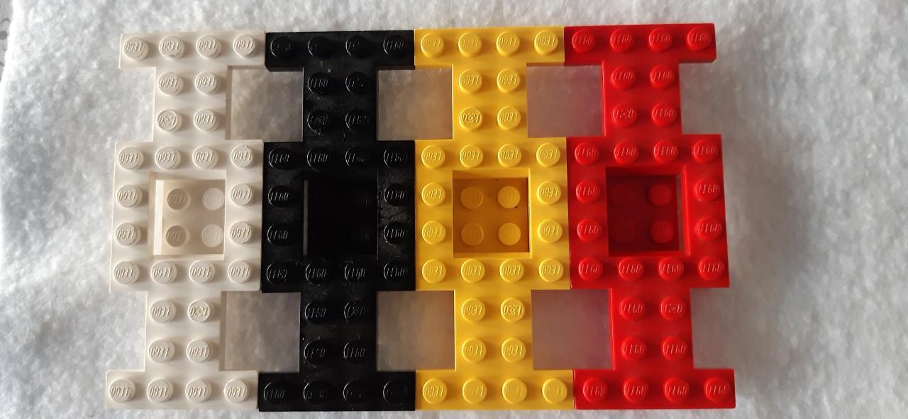 Lego: verschillende soorten wielen  en ophangstenen voor wielen