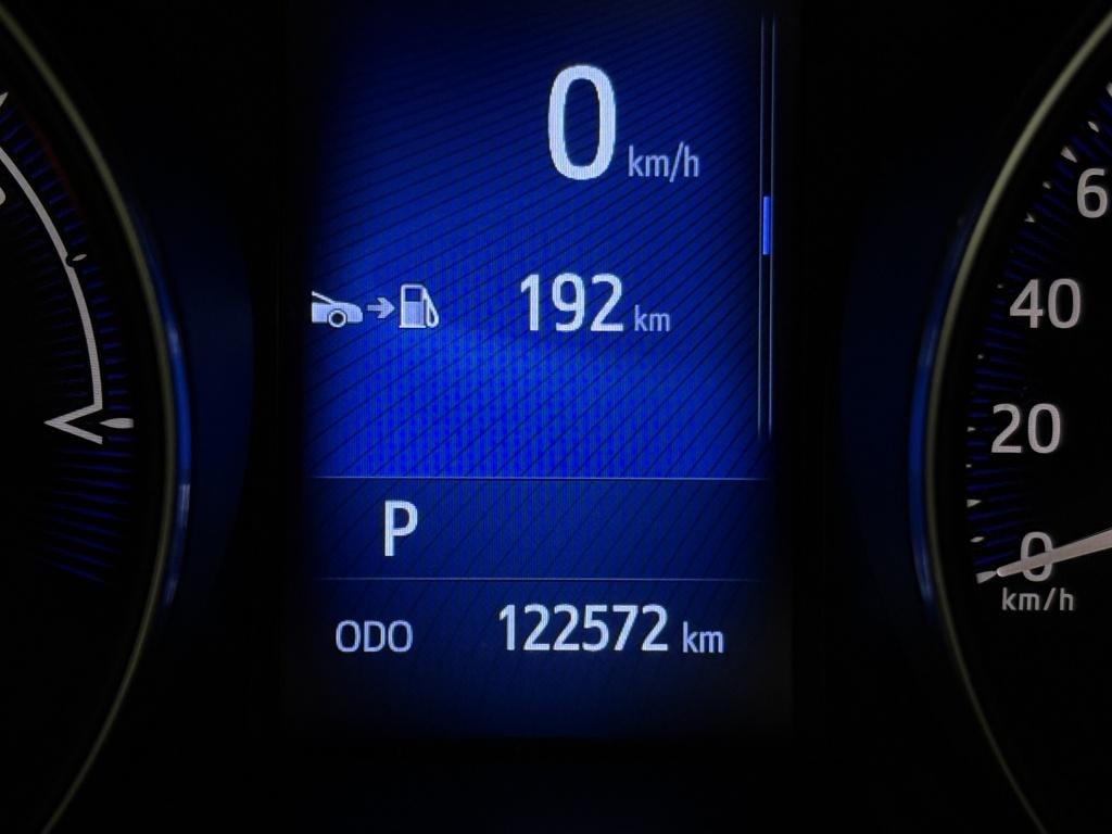 Toyota C-hr 1.8 hybrid dynamic | navi | camera | trekhaak |