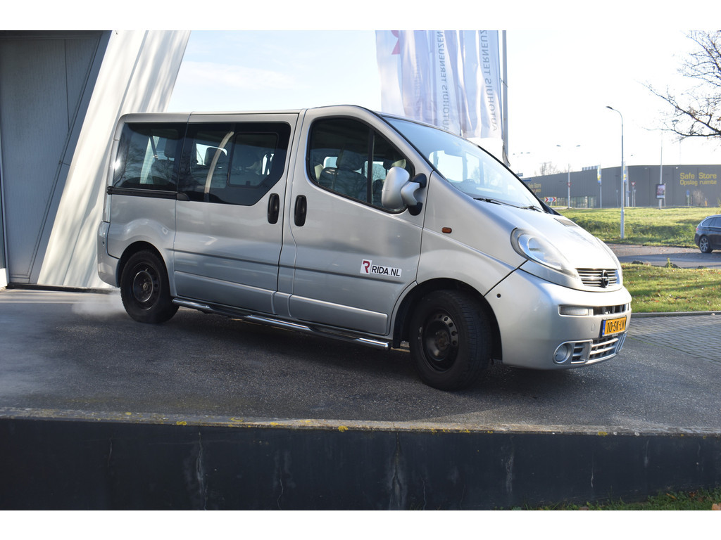 Opel Vivaro 2.5cdti | rolstoelbus | 9 persoons