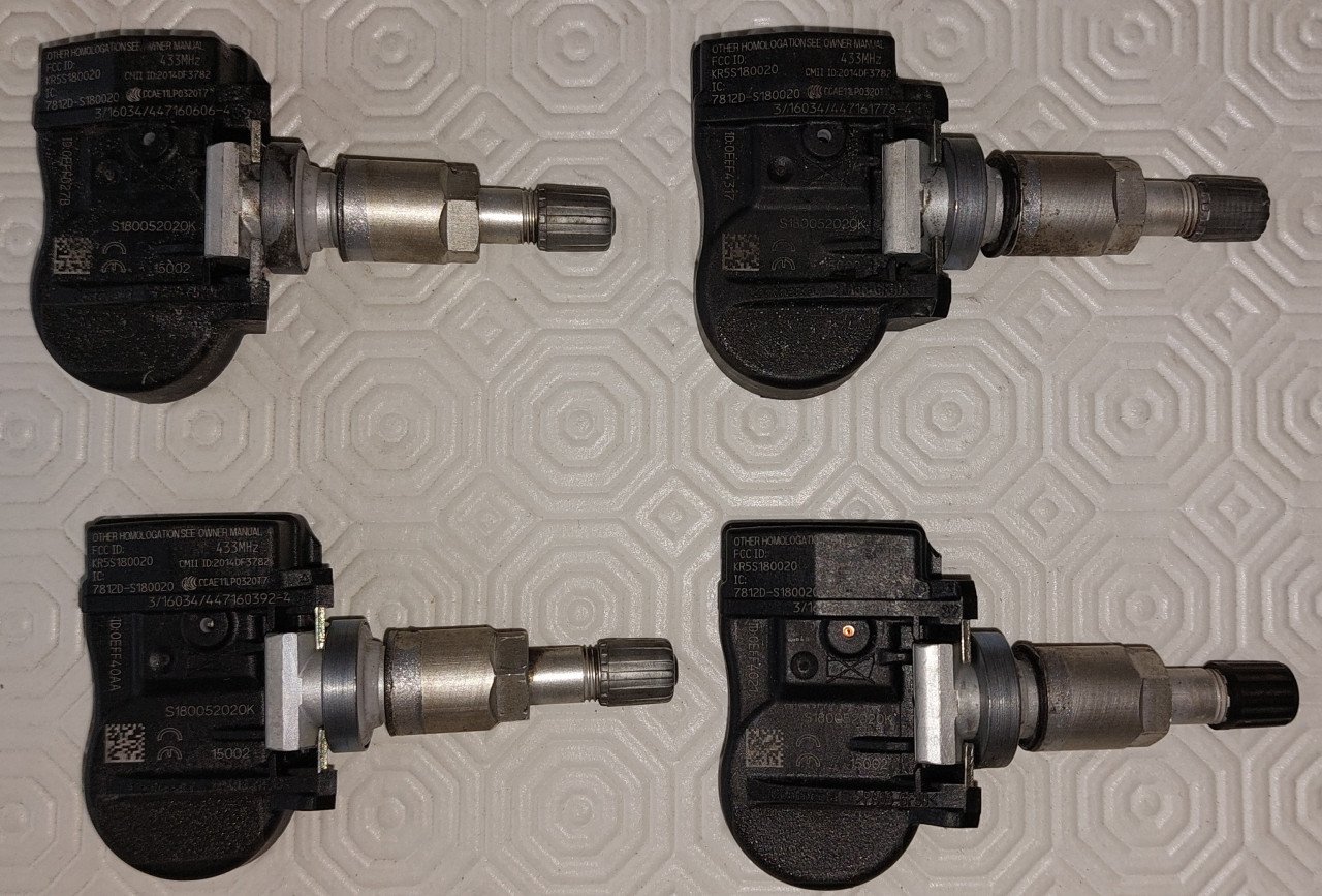 WIELSENSOREN BANDENSPANNING CONTROLESYSTEM (4 stuks)