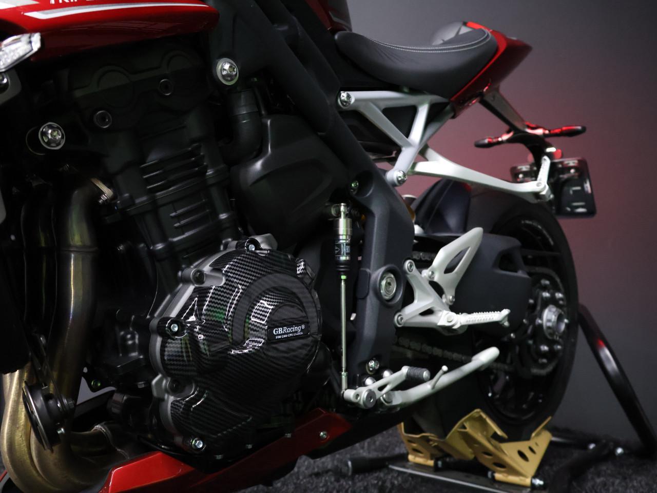 SPEED TRIPLE RS | Carnival Red