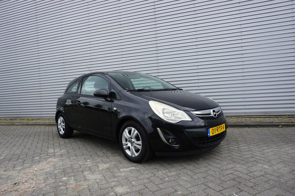 Opel Corsa 1.3 cdti ecoflex s/s cosmo airco / cruise / elektr. ramen / lm v
