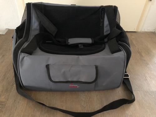 Autostoel/tas kleine hond/puppy