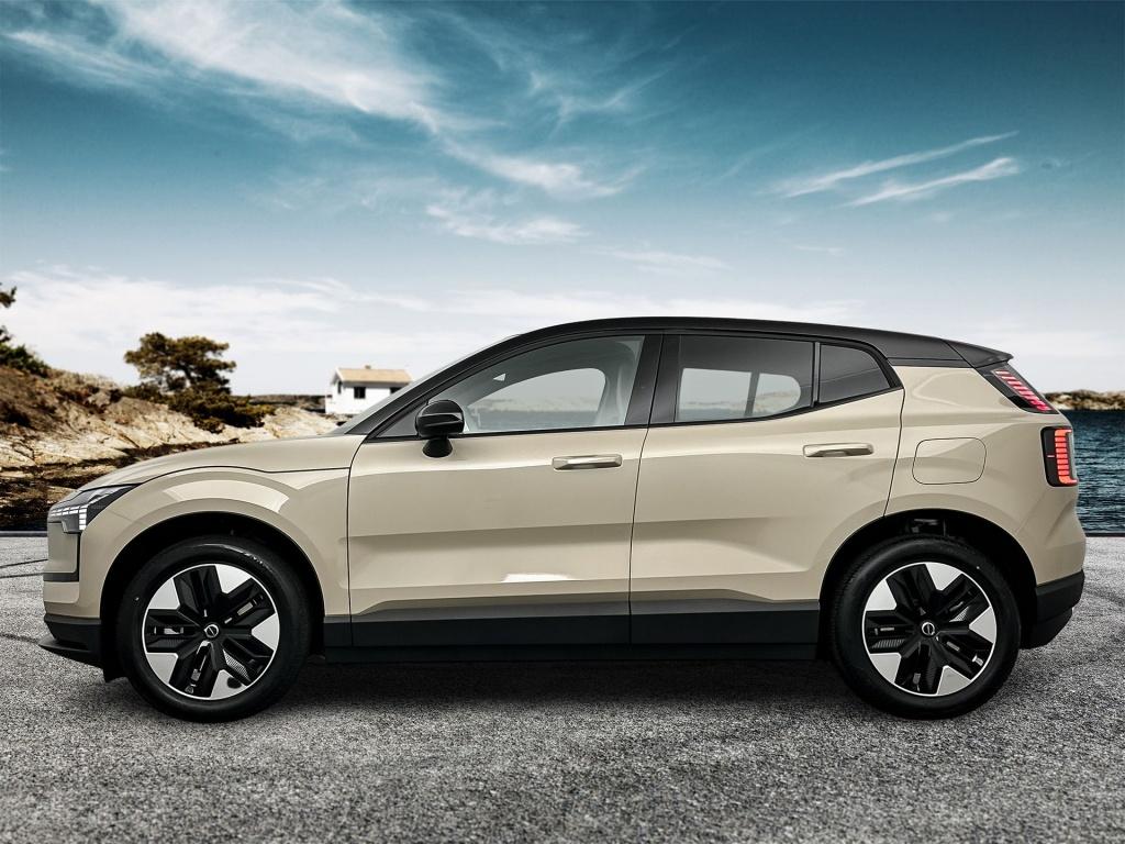 Volvo Ex30 p3 long range plus europa