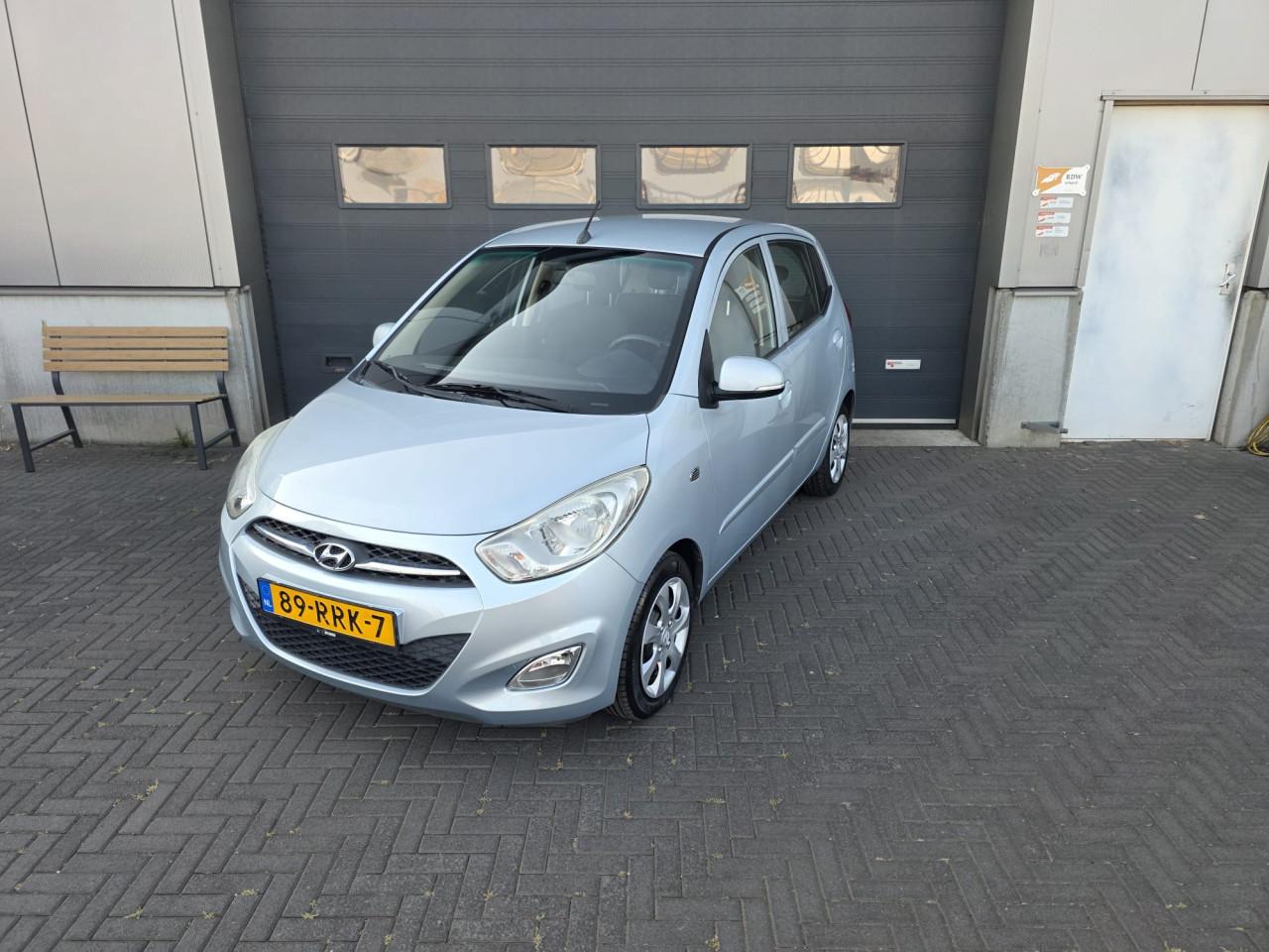 TE KOOP HYUNDAI i10 1.2i MOTION COOL SLECHTS 99.273 KM ZUINIGHEIDSLABEL B