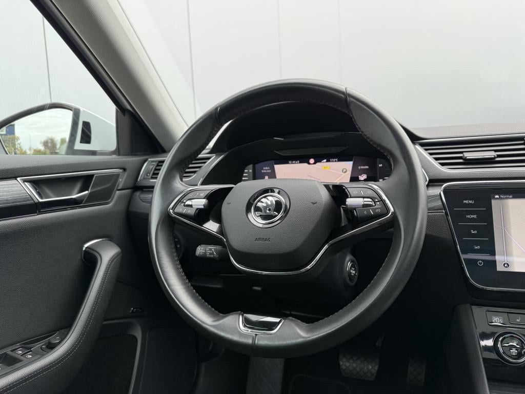 Skoda Superb combi 1.4 tsi iv 218pk style | pano dak | trekhaak