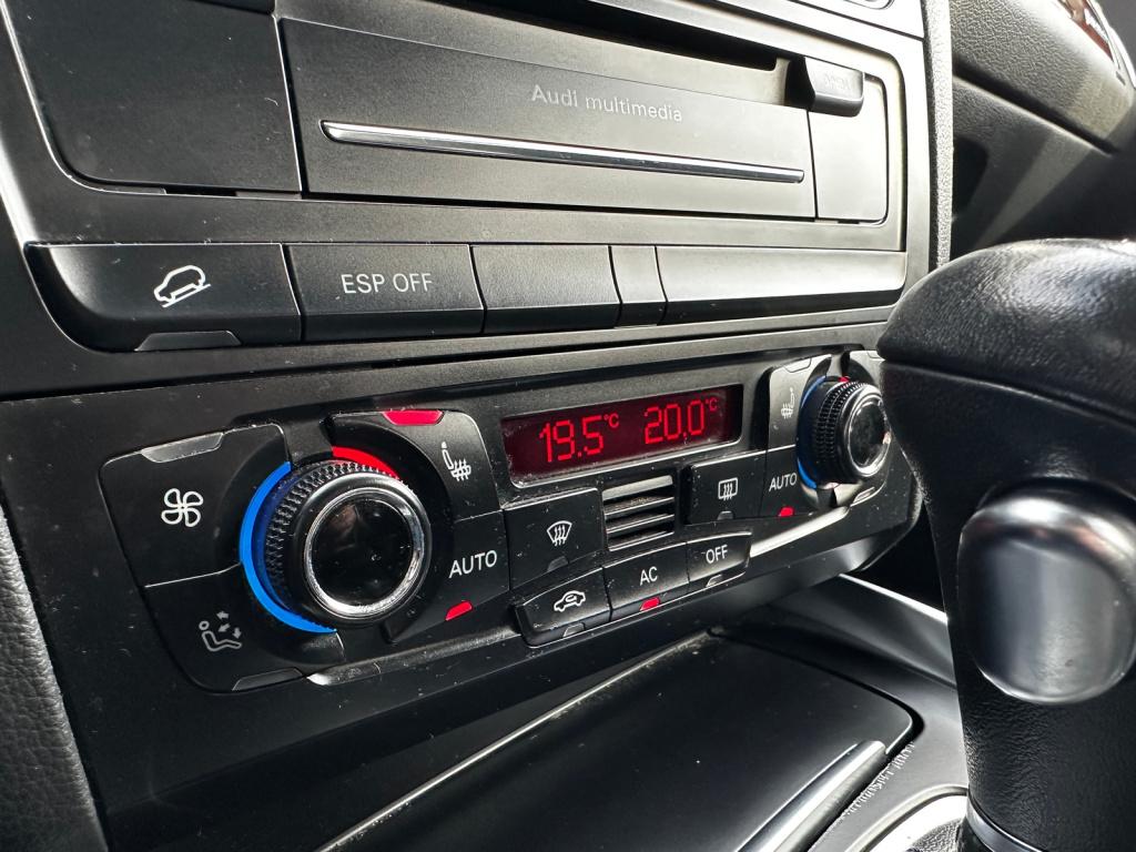 Audi A4 avant 2.0 tfsi ultra design pro line plus aut | navi | 18 inch | bl