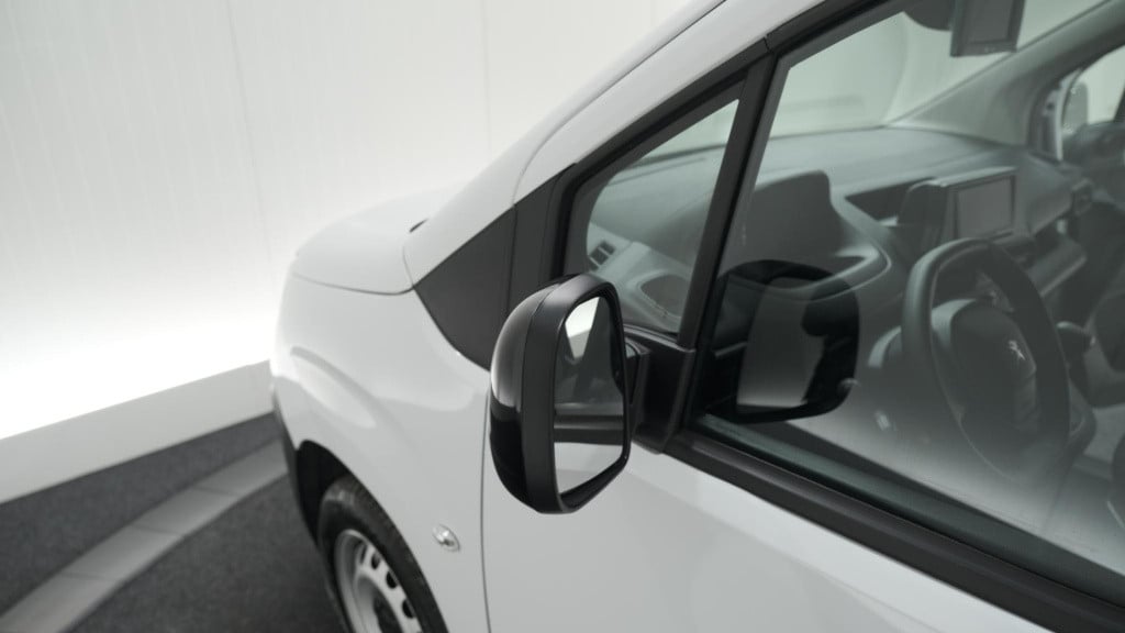Peugeot Partner 1.5 bluehdi 100 s&s l1 | trekhaak | camera | apple carplay 