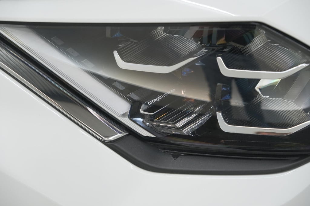 Citroen C4 puretech 130 eat8 feel edition | camera | apple carplay | parkee