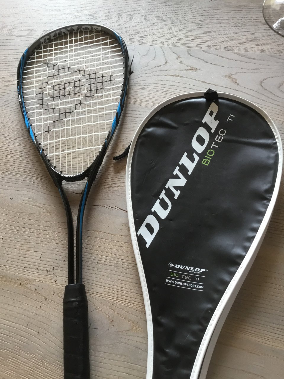 2x Dunlop tennis racket