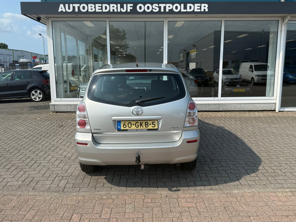 Toyota Corolla Verso 1.6 vvt-i terra