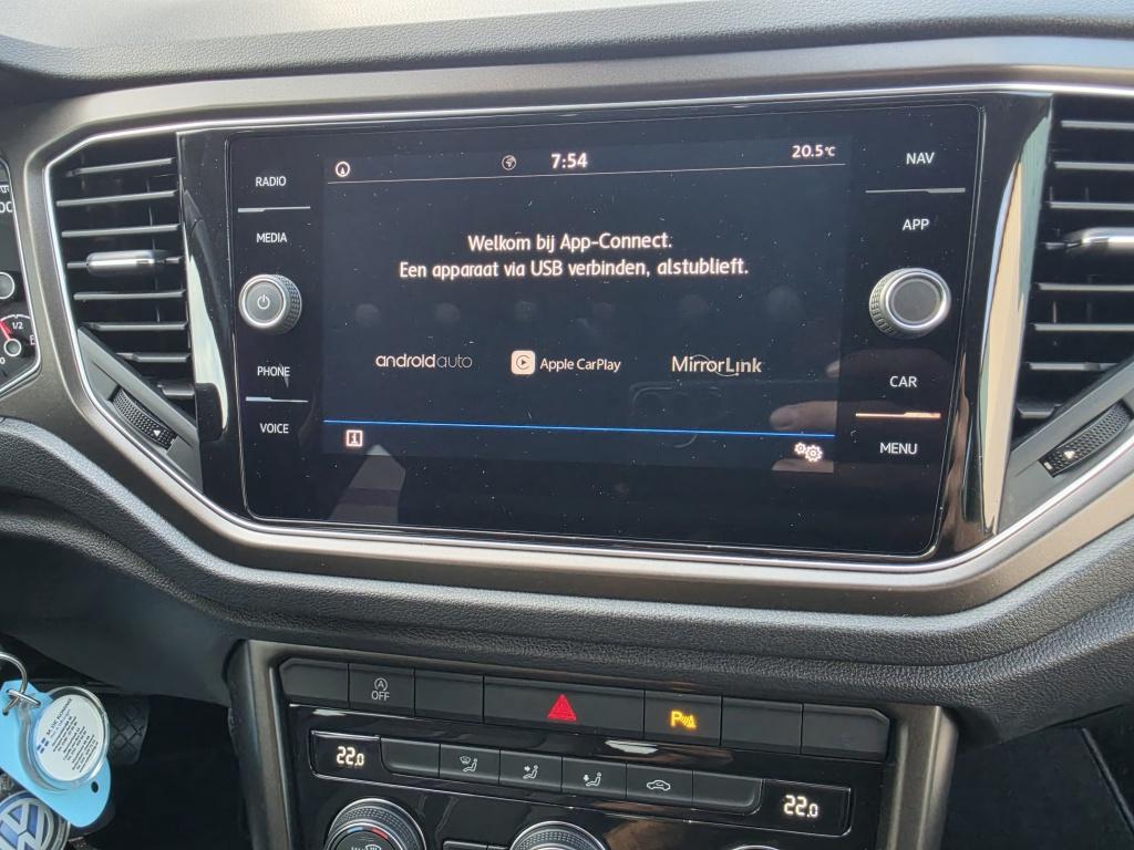Volkswagen T-roc 1.0 tsi style | adaptieve cruise control | parkeersensoren