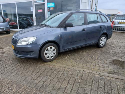 Skoda Fabia com 1.2 HTP 4 deurs en trekhaak uit 2012