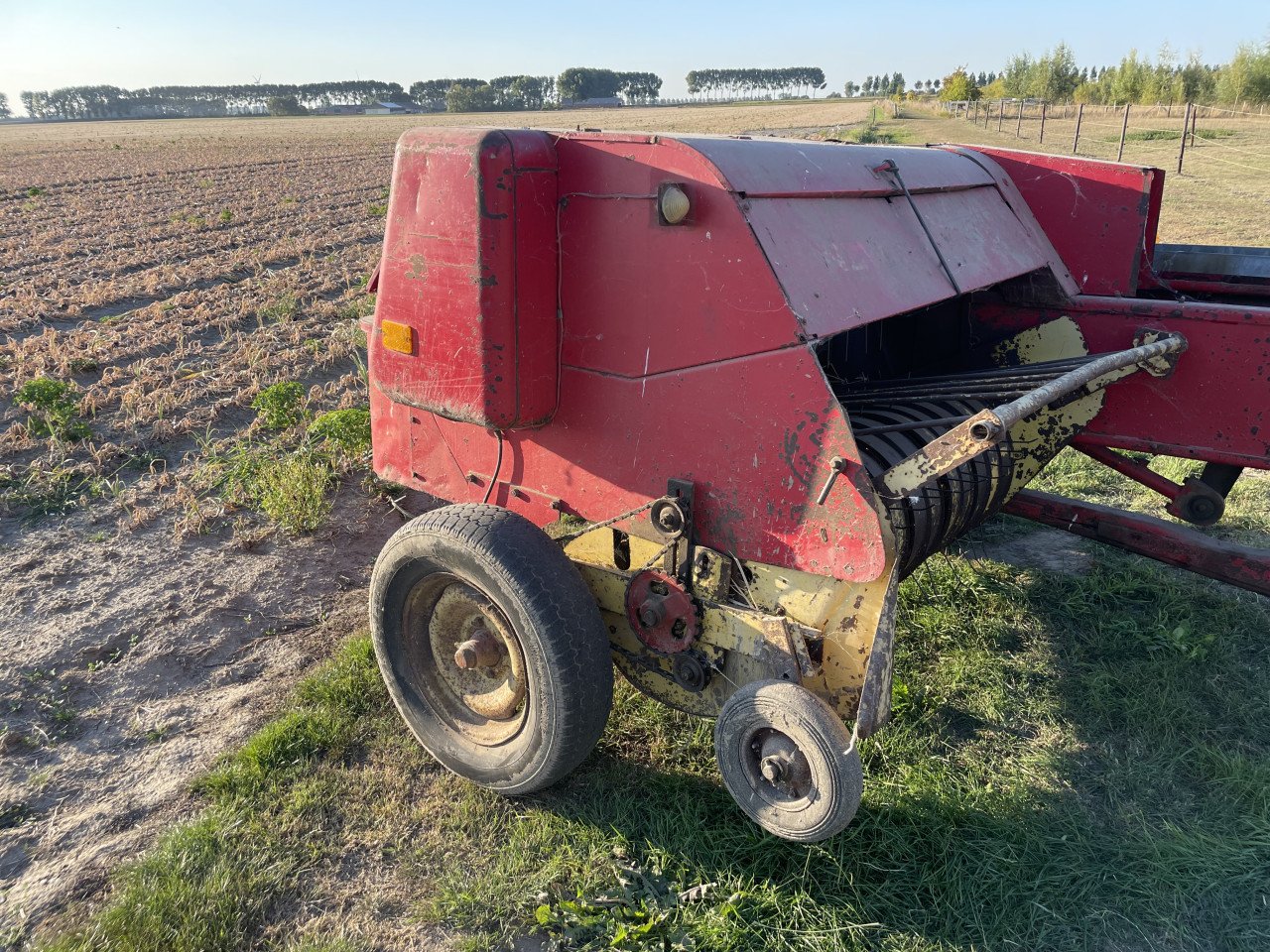 New Holland 278