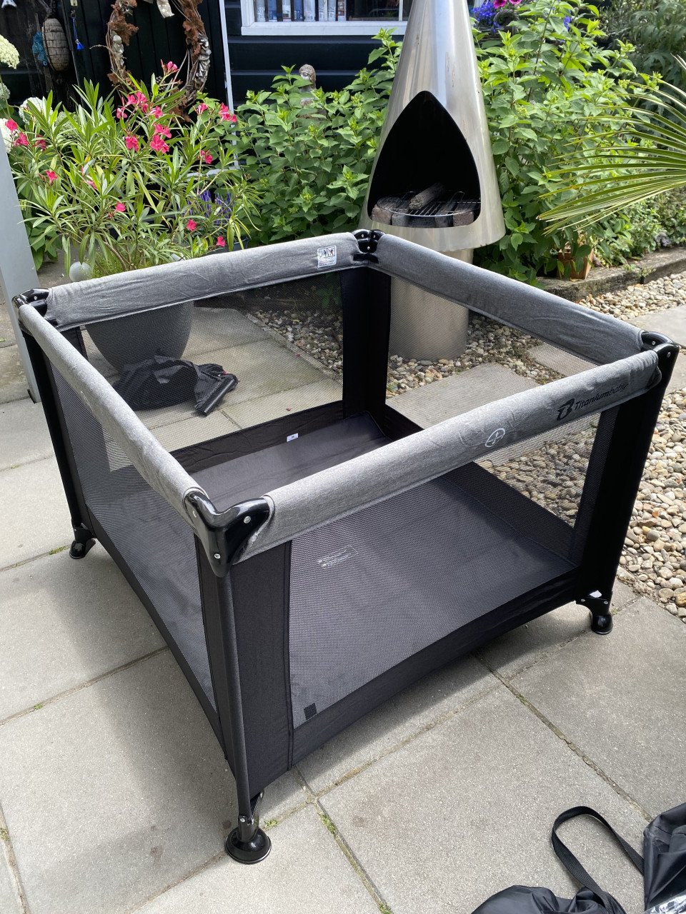 Opvouwbare box of babybedje