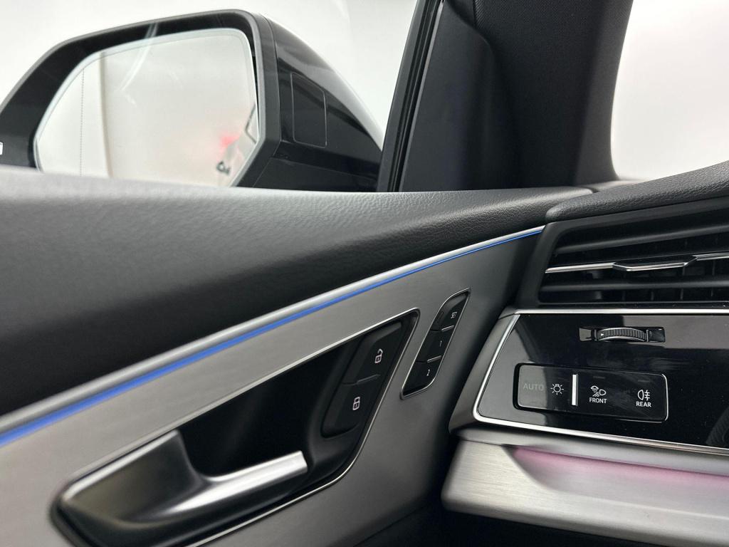 Audi Q8 pro line s (c2 pi) 55 tfsi e 290 kw / 394 pk suv