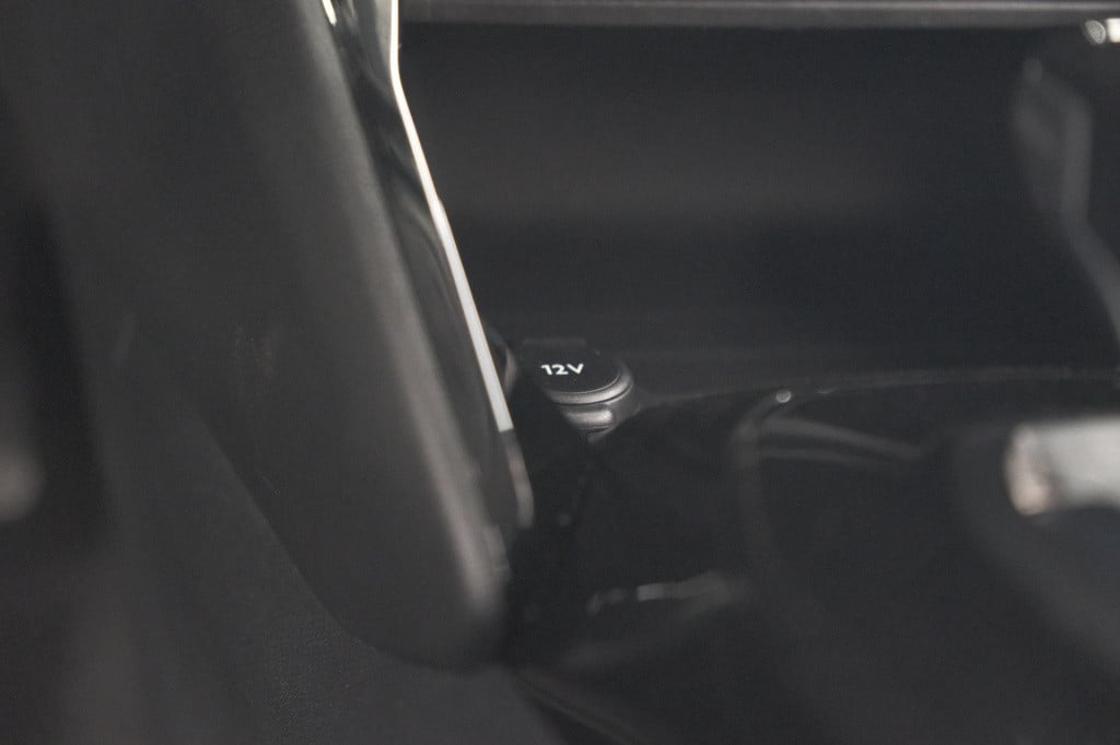 Peugeot 208 ev active pack 50 kwh | parkeersensoren | apple carplay | clima
