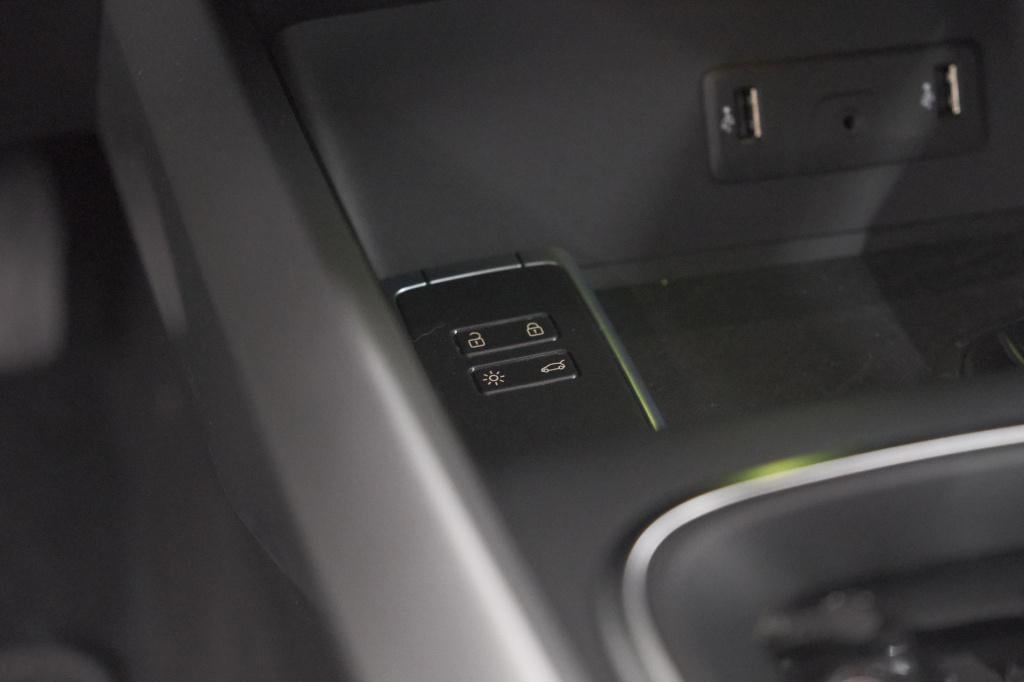 Renault Kadjar tce 140 edc techno | trekhaak | camera | panoramadak | dodeh