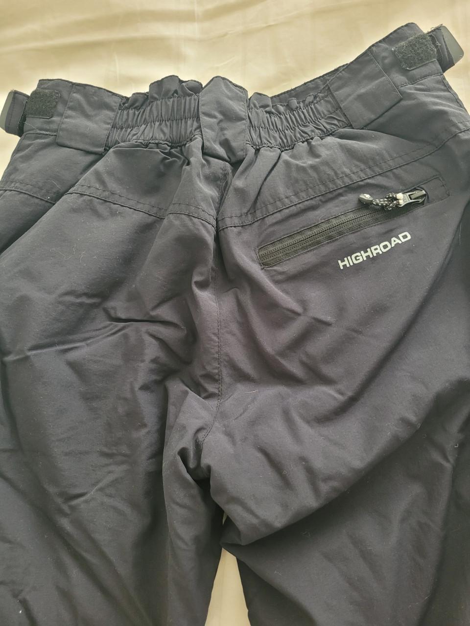 Leuke ski-outfit voor dames (jas en broek)