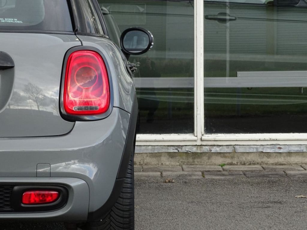 Mini Cooper mini 2.0 chili pano | led | navi | bluetooth