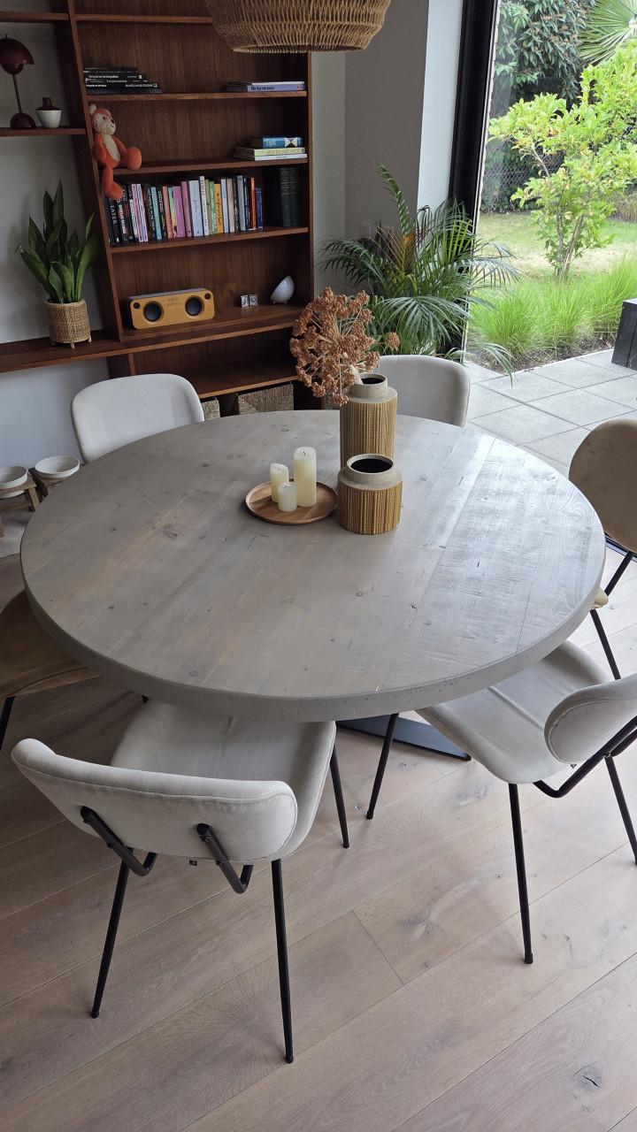 Ronde vurenhouten eettafel - diameter 150 cm