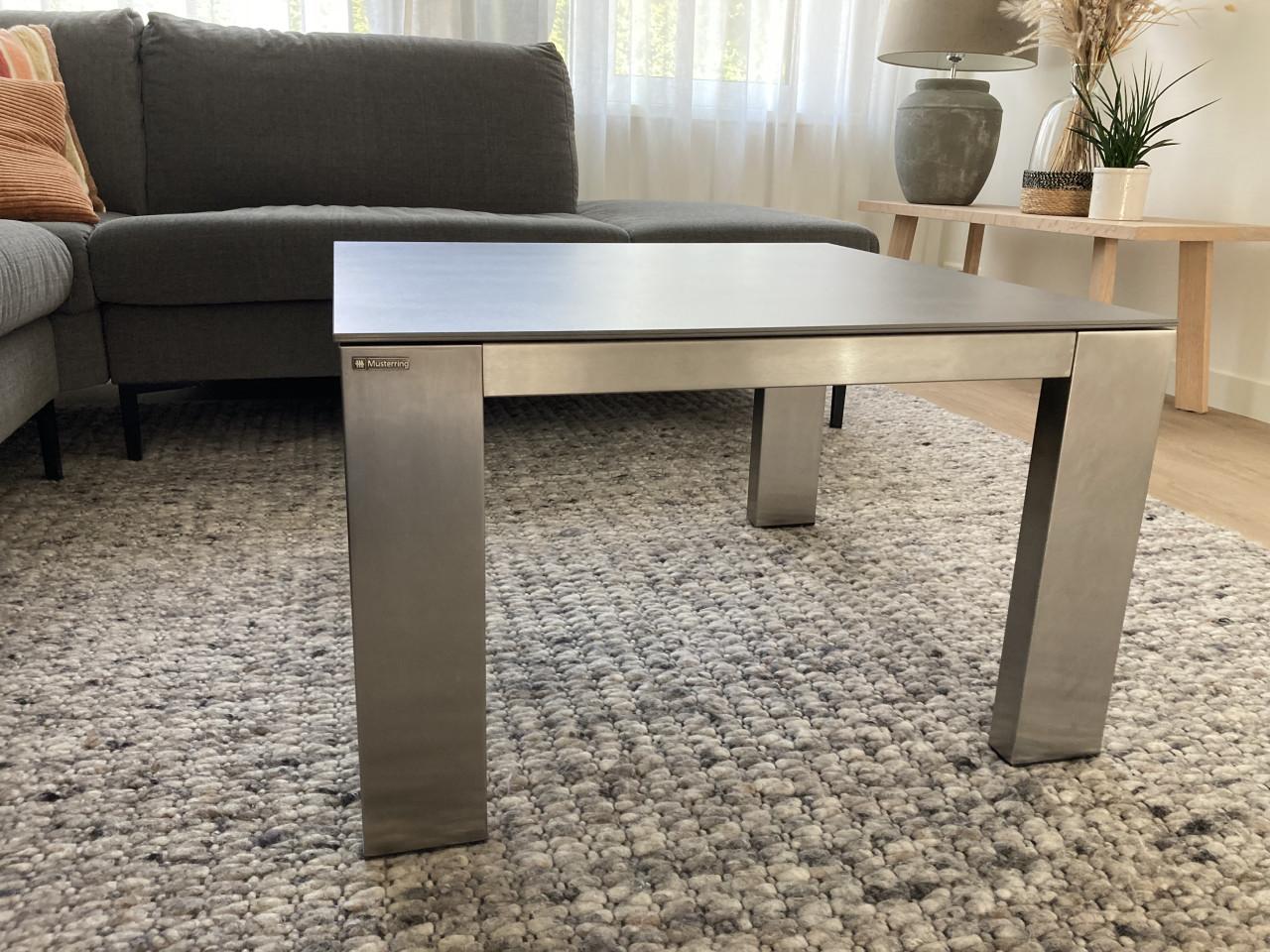 Mustering salon/hoektafel 70 x 70