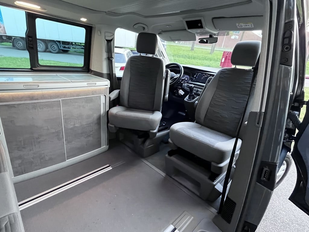 Volkswagen Transporter t6.1 california ocean bulli 2.0 tdi dsg 150 pk