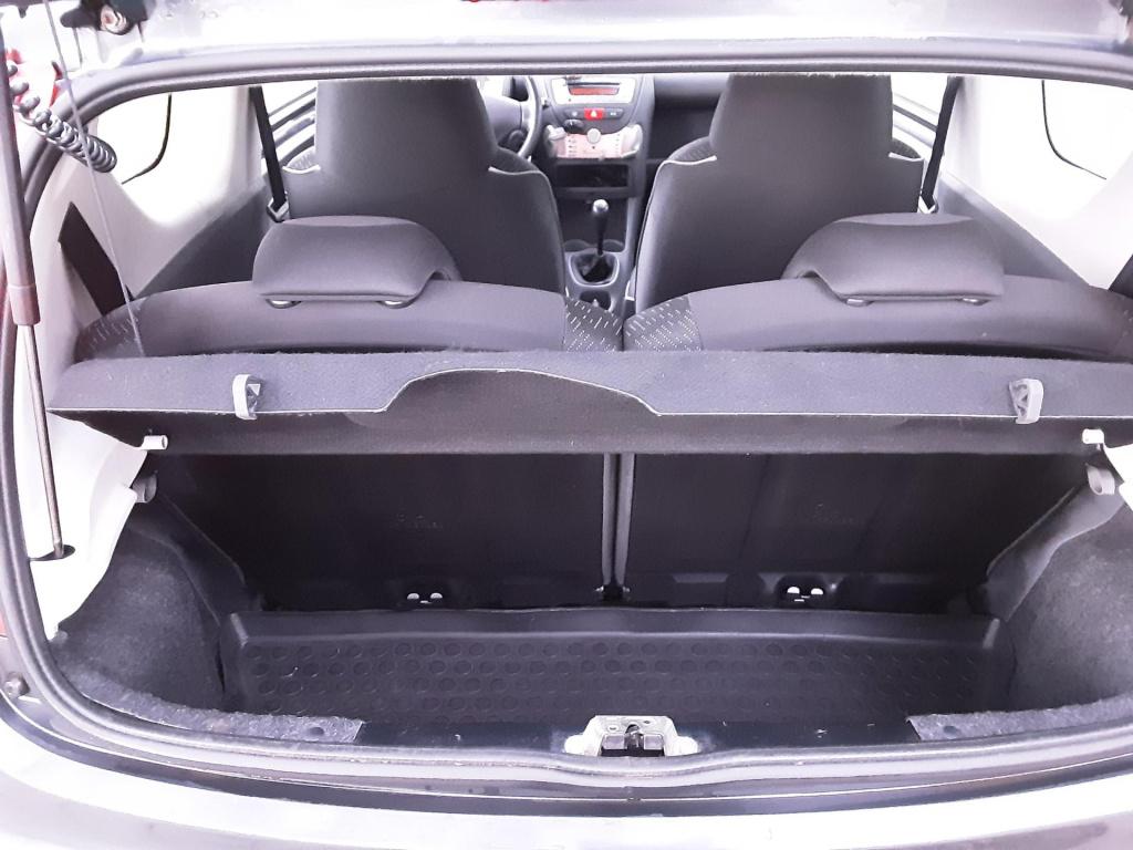 Peugeot 107 1.0-12v sublime