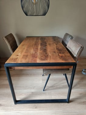 Eettafel mangohout 160*90