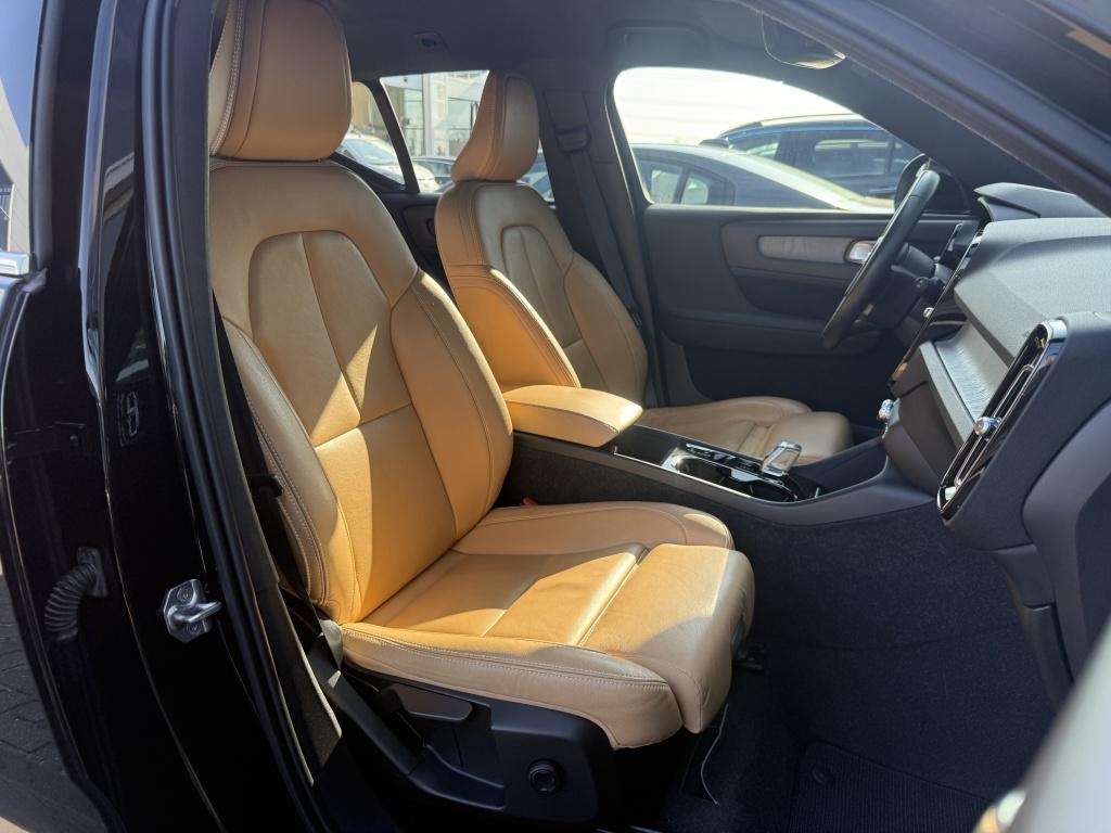 Volvo XC40 t5 262pk recharge inscription| leder| navi| 2-zone climate| 19''