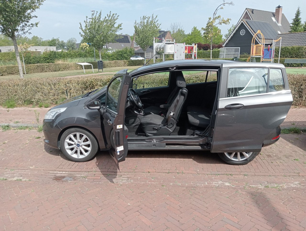 Ford b-max