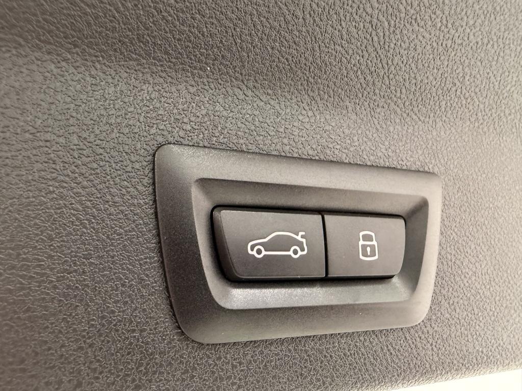 BMW X3 xdrive30e m-sport pro | brooklyn grau | harman/kardon | panorama