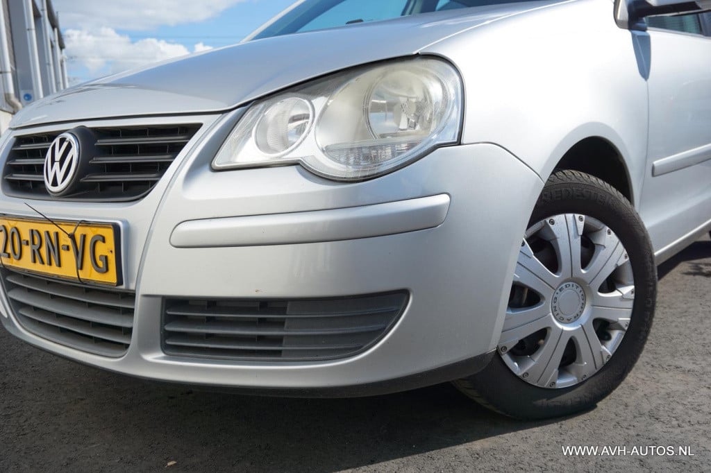Volkswagen Polo 1.4-16v turijn