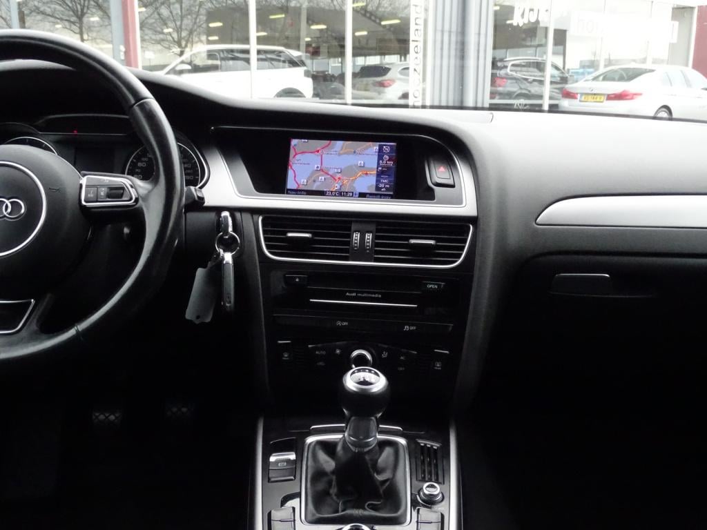 Audi A4 avant 1.8 tfsi business edition | navi | bluetooth | trekhaak afn.