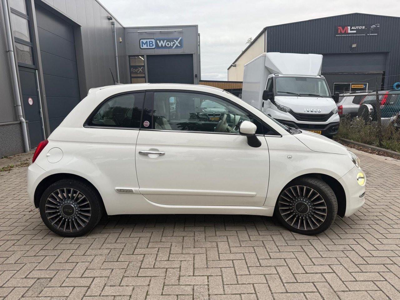 Fiat 500 0.9TwinAir Turbo Lounge Pano 120.844KM