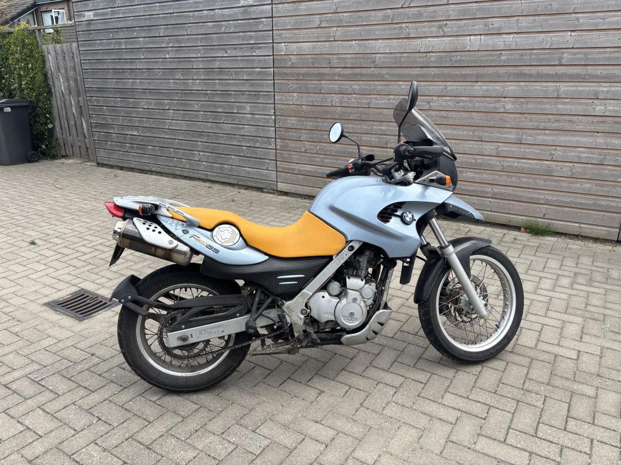 BMW F650GS