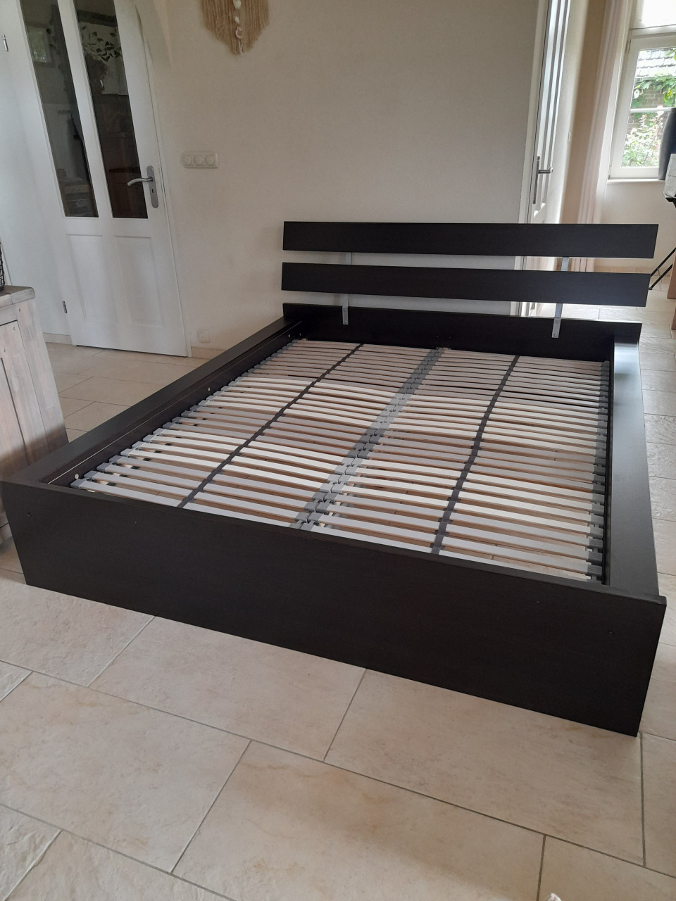 Prachtig 2 P. Bed 160 x 200 (in goede nette staat)