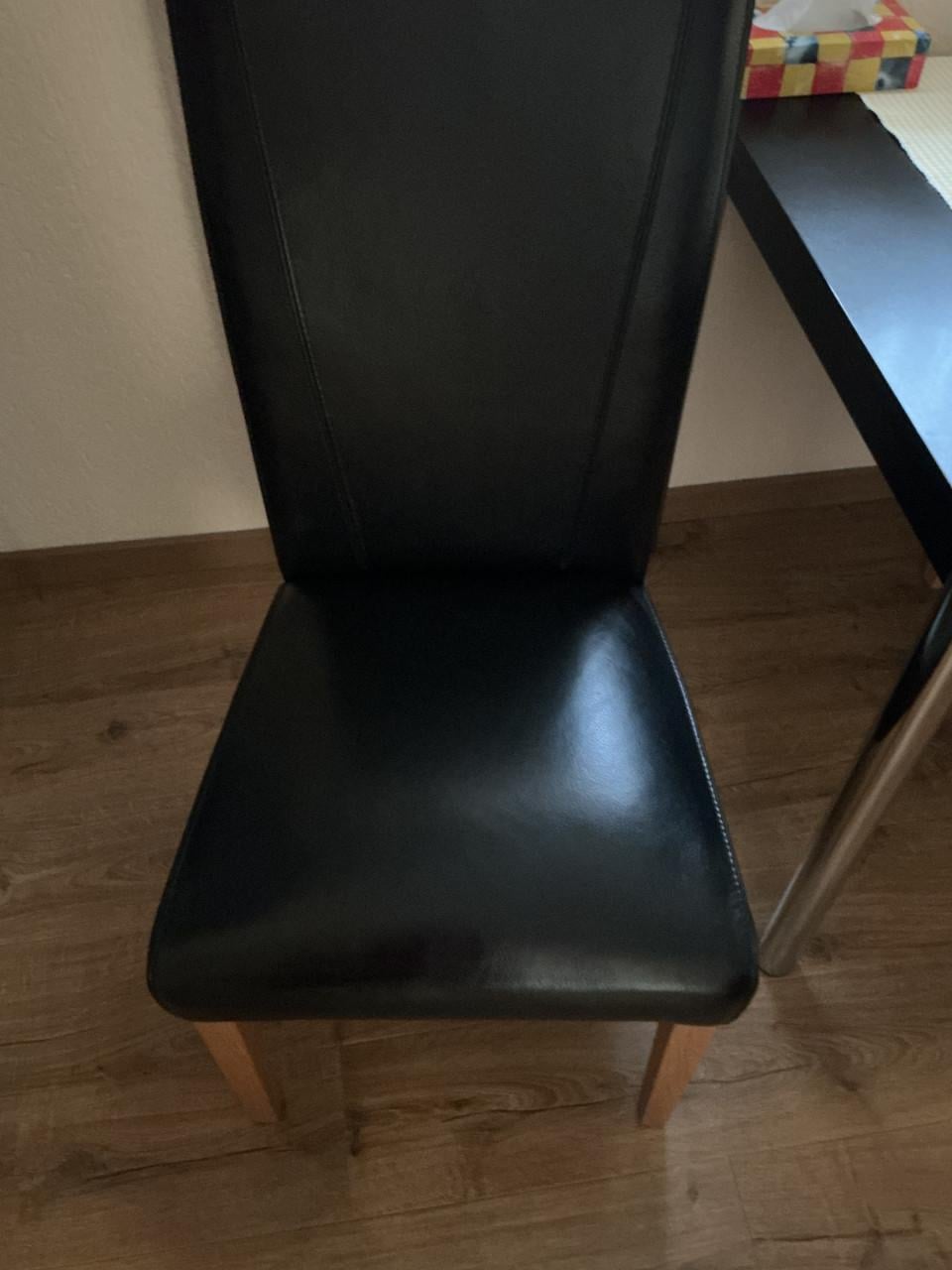 Tafel+ 2 stoelen