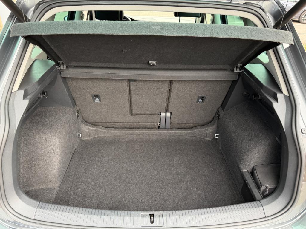 Volkswagen Tiguan 1.5 tsi act 150pk dsg highline | camera | virtual | trekh