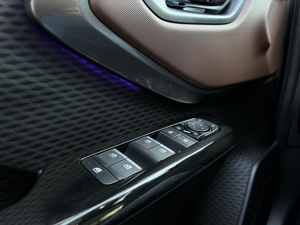 Suzuki E Vitara style 61 kwh