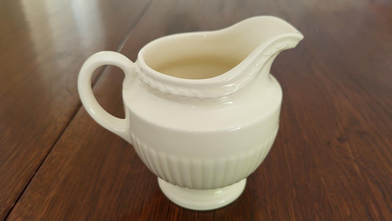 Wedgwood Edme melkkan h 10 cm