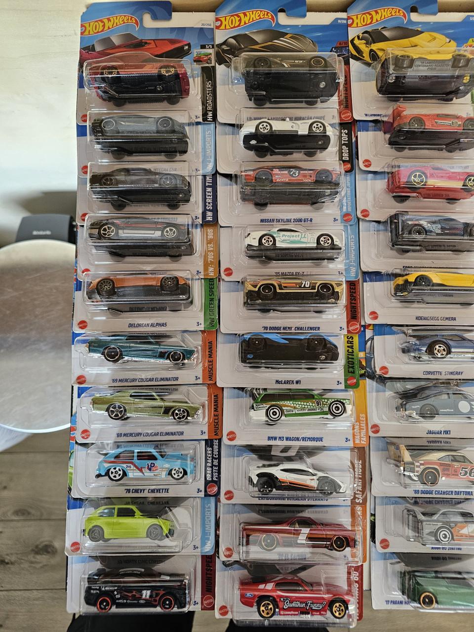 Hot Wheels nieuw in verpakking.