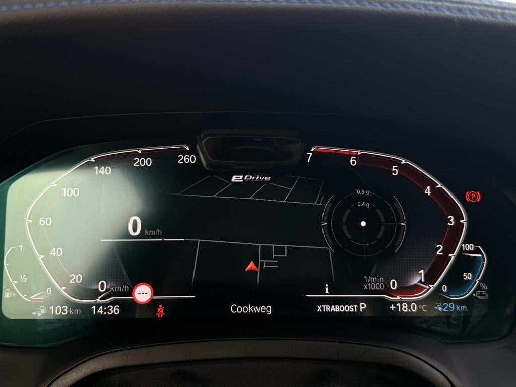 BMW 3-serie 330e m-sport | 360 | pano | leder | acc | stoelverwarming | app