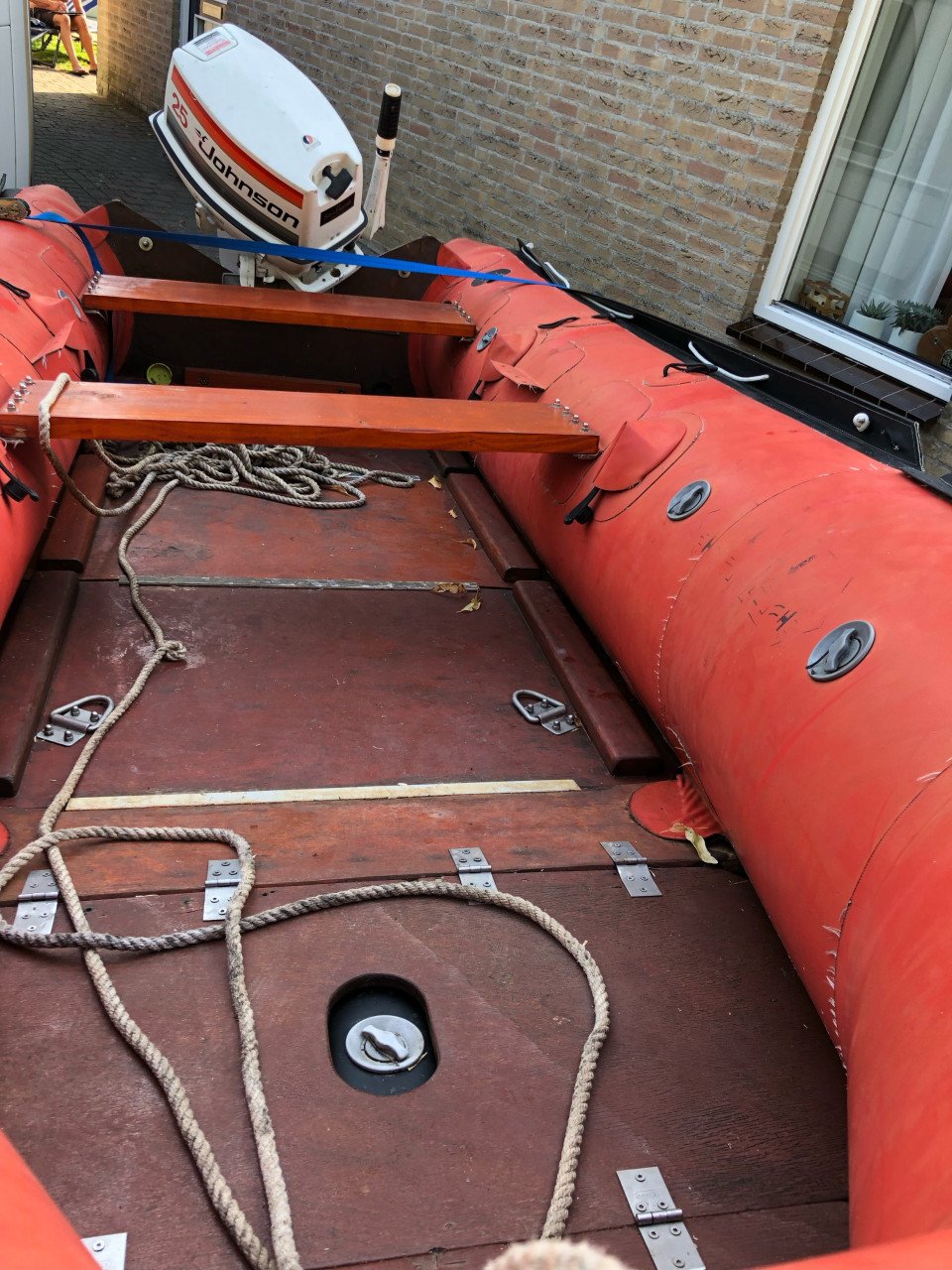 Moter boot zonder trailer