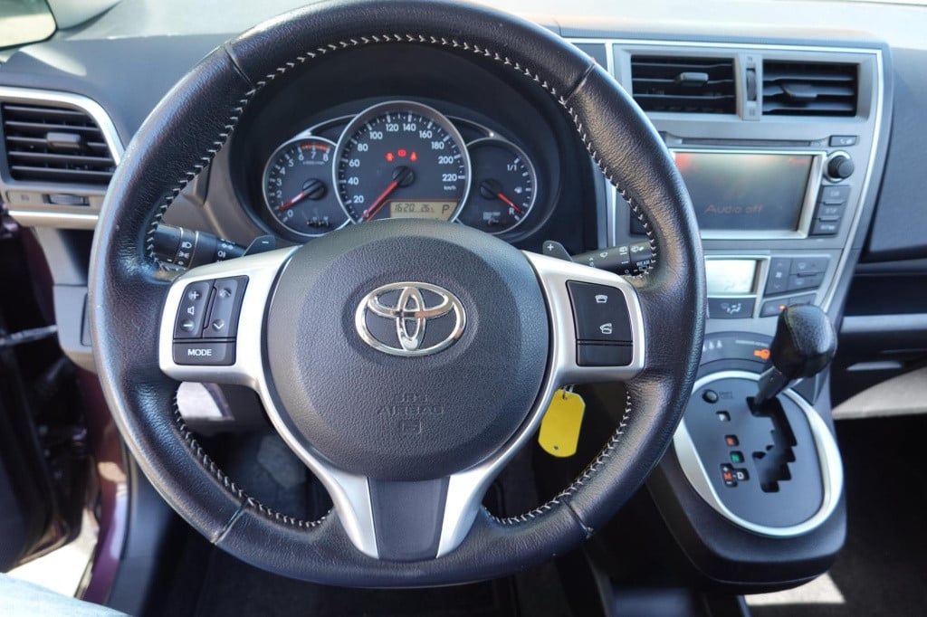 Toyota Verso-s 1.3 vvt-i 100-pk aspiration